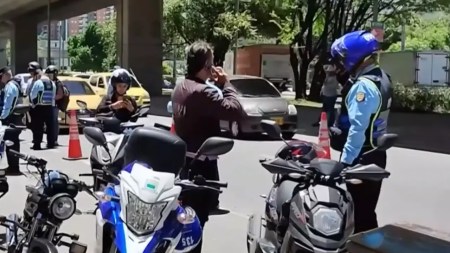 agente-de-transito-bello-investigacion