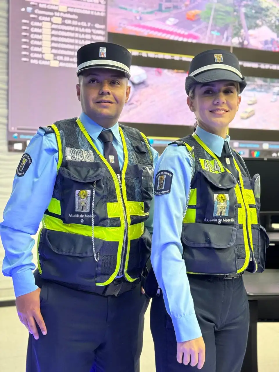 ¡Empleo si hay! En Medellín, hay convocatoria para trabajar como agente de tránsito temporal