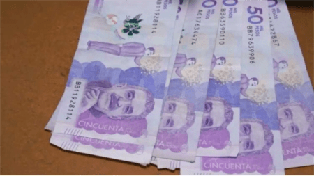 dinero-billetes-pesos-colombianos-economia