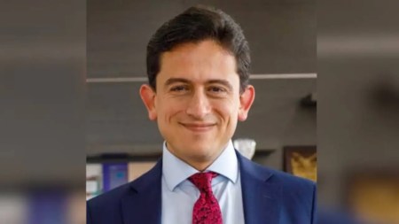 luis carlos reyes-mr-taxes-ministro-de-comercio