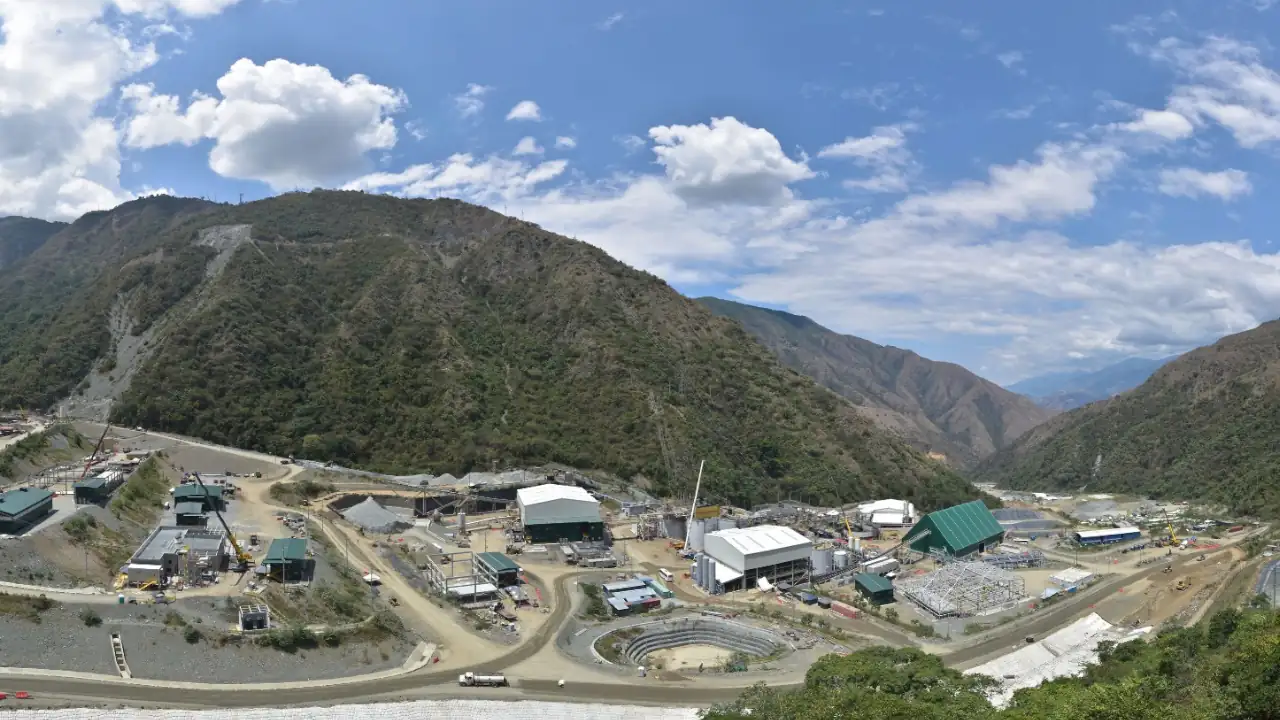 “No permitiremos que ningún tercero ingrese»: Zijin se pronuncia sobre mineros presuntamente atrapados en Buriticá mineros-zijin-continental-gold-buritica