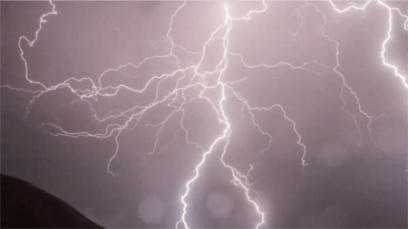 tormentas-relampagos-rayos-valle de aburra-rayo