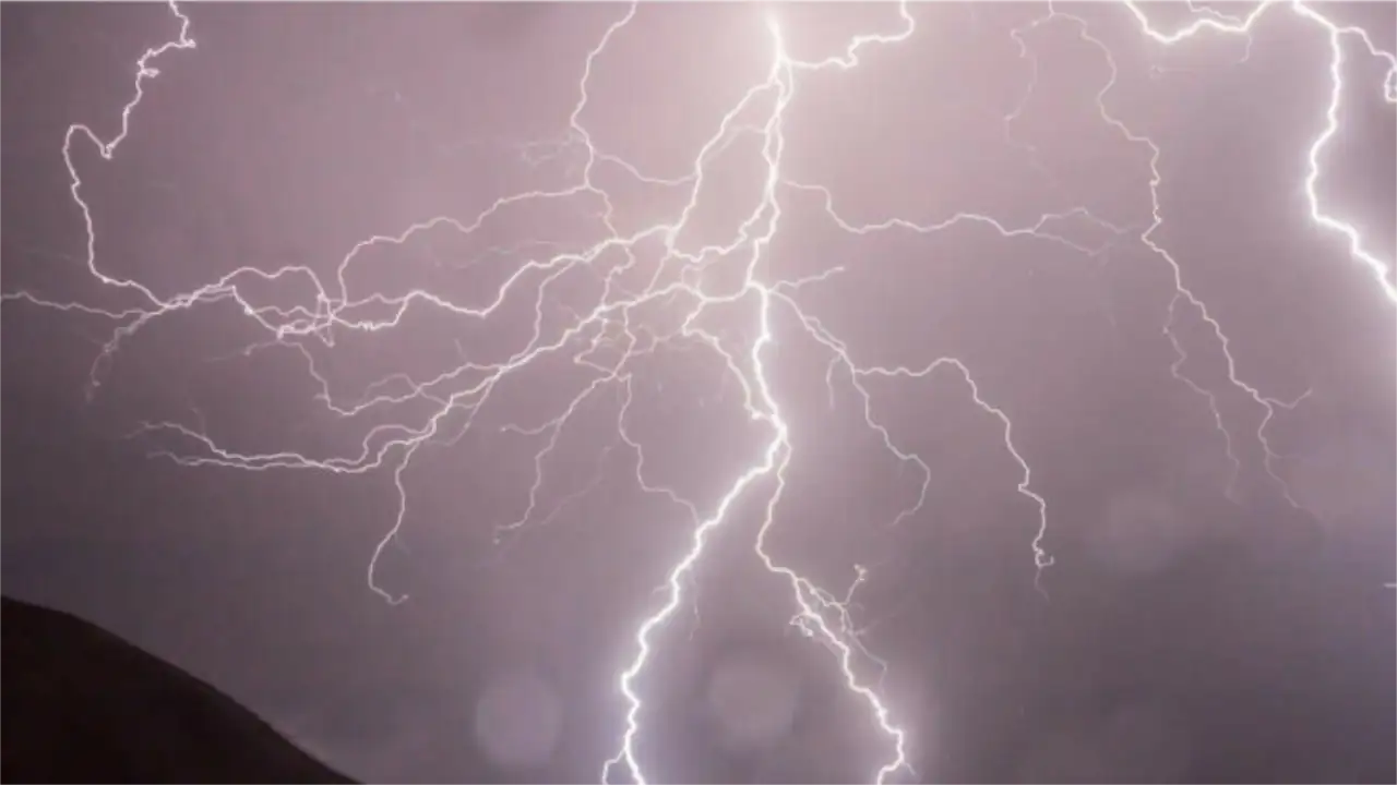 tormentas-relampagos-rayos-valle de aburra-rayo