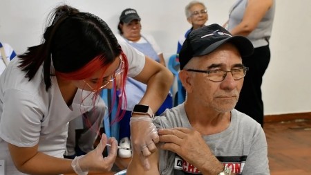 vacunación-itagui-alcaldiadeitagui-influeza