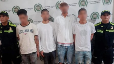 En-Medellin-ladrones-pretendian-huir-con-150-millones-robados-a-ciudadanos-que-salieron-de-un-banco