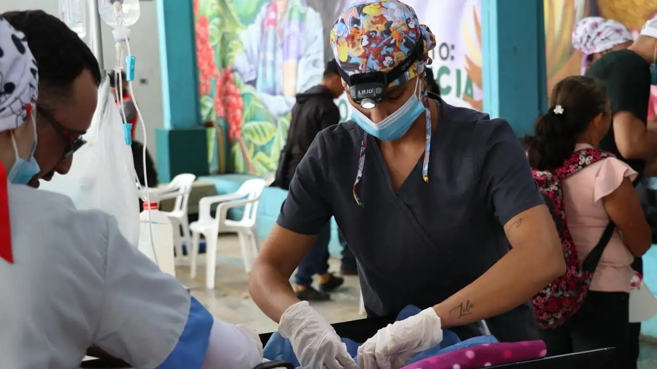 Ejército realizó una jornada de esterilización a los ‘peluditos’ en Caicedo, Antioquia 1 Ejército realizó una jornada de esterilización a los ‘peluditos’ en Caicedo, Antioquia