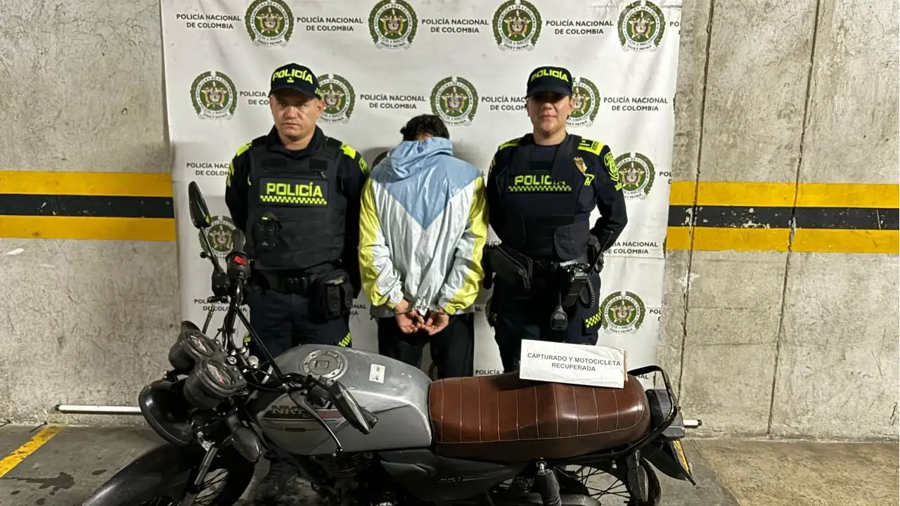 En-Sabaneta-capturan-a-cinco-presuntos-ladrones-de-motocicletas