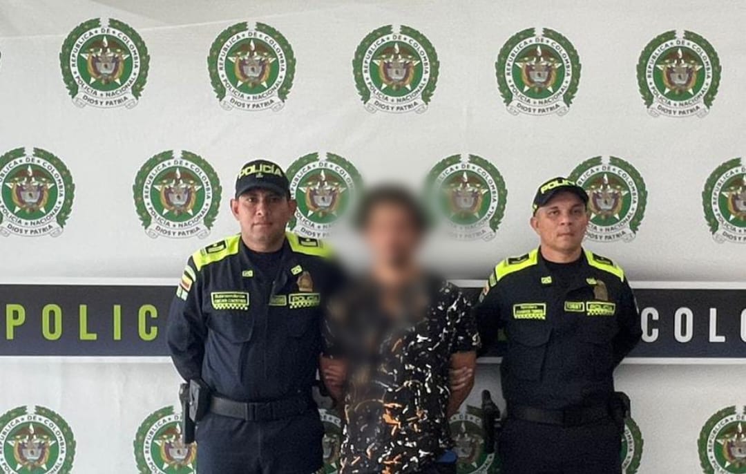 Él sería el hombre que incendió motocicleta de la Policía en Moravia Él sería el hombre que incendió motocicleta de la Policía en Moravia