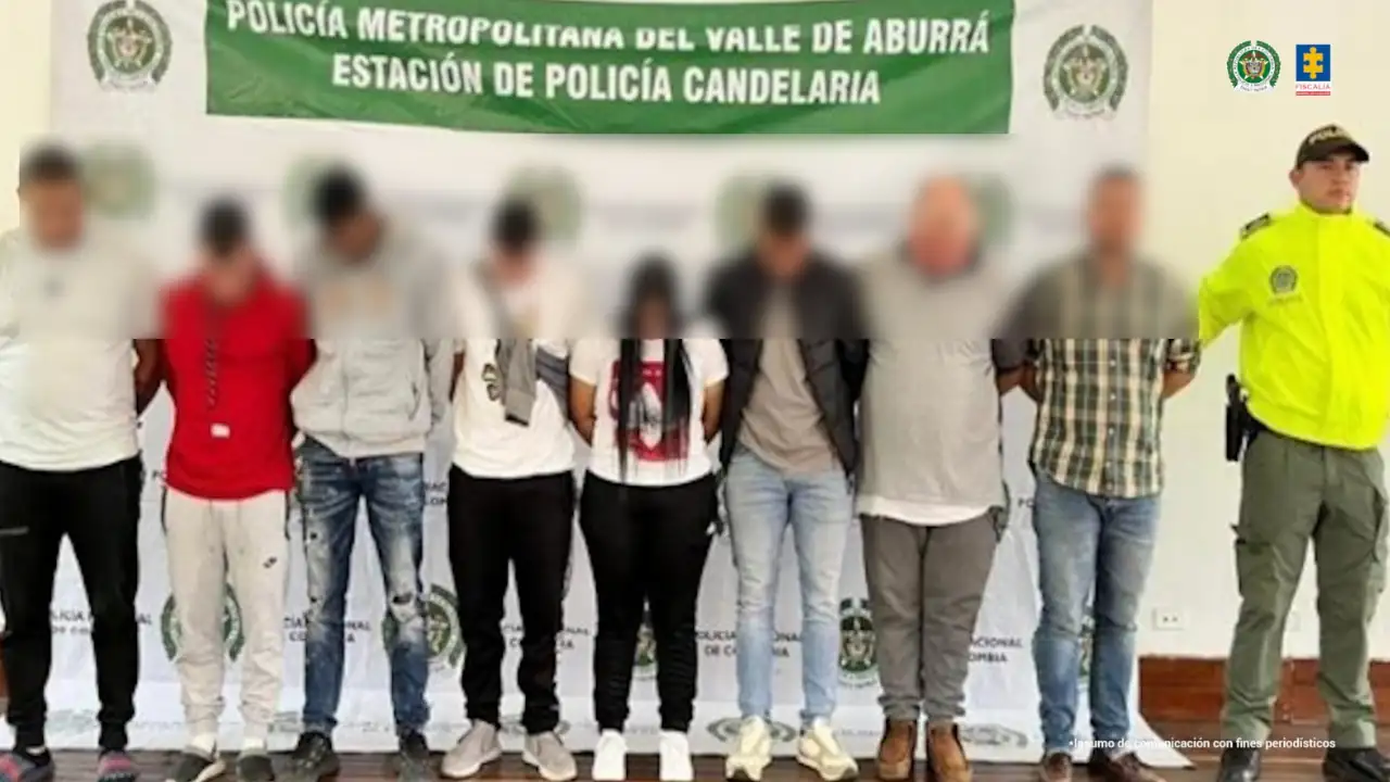 Capturan a presuntos ‘narcos’ que estarían surtiendo de estupefacientes a ‘combos’ del Valle de Aburrá Capturan a presuntos ‘narcos’ que estarían surtiendo de estupefacientes a ‘combos’ del Valle de Aburrá
