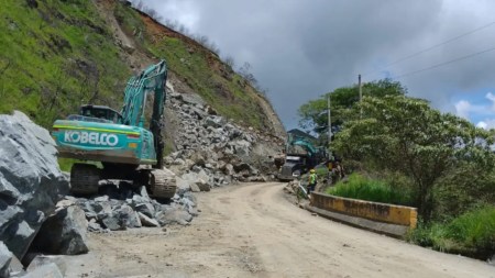 ¡Atención! Continúa cierre total en la vía Medellín - Urabá