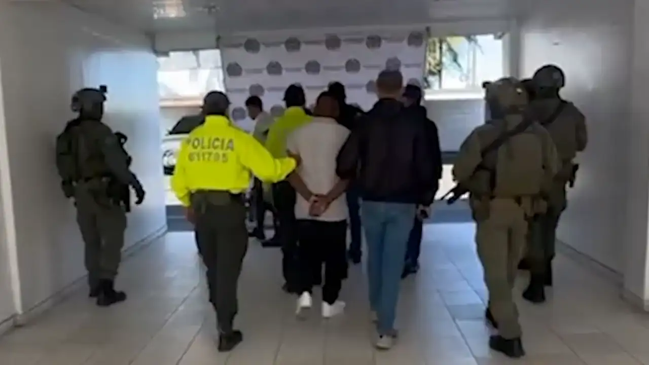 Cárcel para tres guardas de seguridad señalados de camuflar cocaína en contenedores cocaína