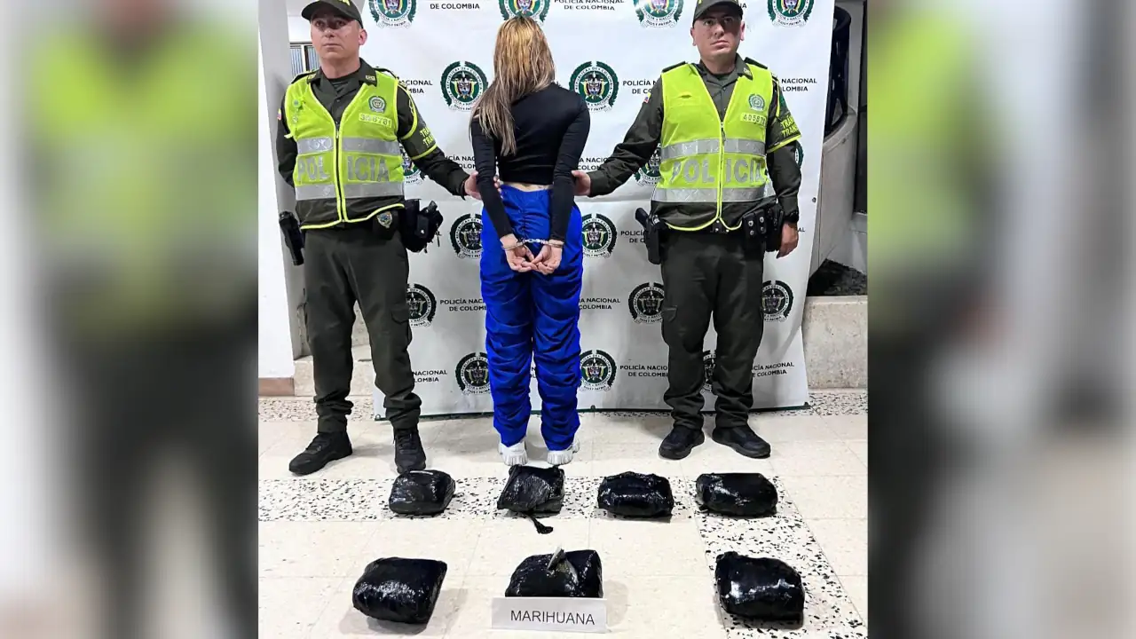 Capturada joven extranjera que, al parecer, pretendía llegar a Medellín con la maleta cargada de marihuana