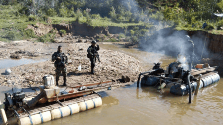 Ejército afectó más de 3.400 millones de economías ilícitas del Clan del Golfo producto de la minería 11 unidades productoras mineras ilegales intervenidas por el Ejercito Nacional en Antioquia y Cauca