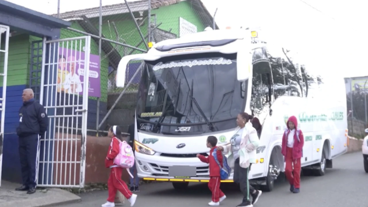 nuevas-rutas-gratis-medellin-estudiantes