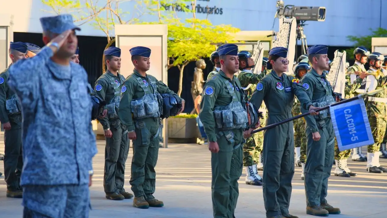 Fuerza Aérea Colombiana celebra el 20 de Julio en Antioquia