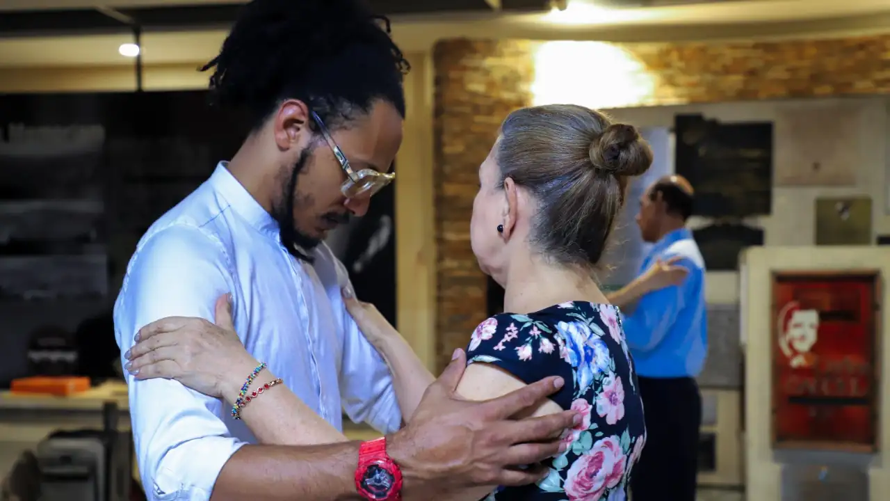 Las clases gratuitas de Tango y Milonga regresan al Aeropuerto Olaya Herrera