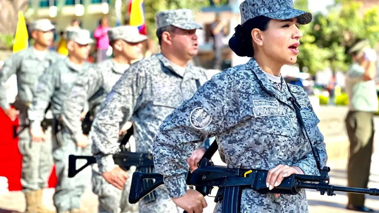 Fuerza Aérea Colombiana celebra el 20 de Julio en Antioquia