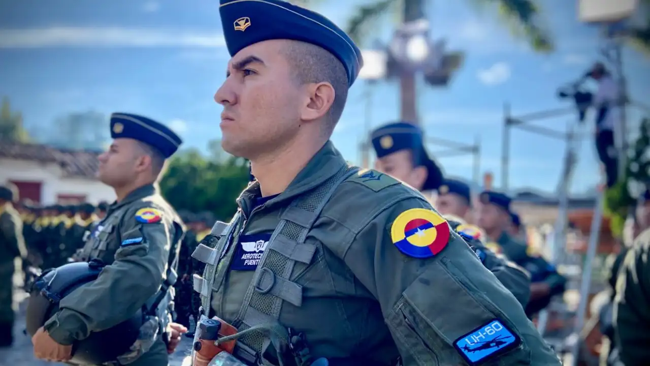 Fuerza Aérea Colombiana celebra el 20 de Julio en Antioquia