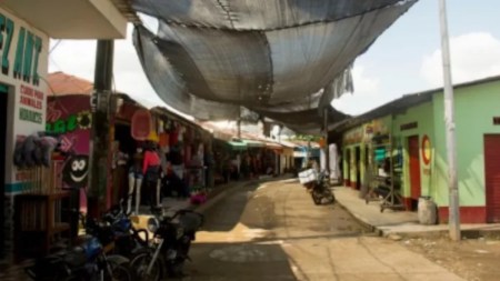 comercio Puerto Lopez