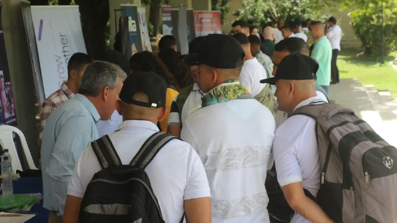 empelo educacion soldados