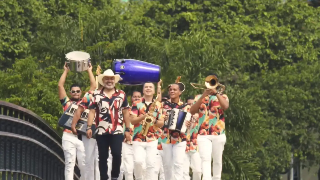Emoción y nostalgia con “Esta es mi Feria”, la canción para la Feria de las Flores 2024 que resalta la belleza de Medellín feria de las flores 2024-medellin-cancion-esta-es-mi-feria