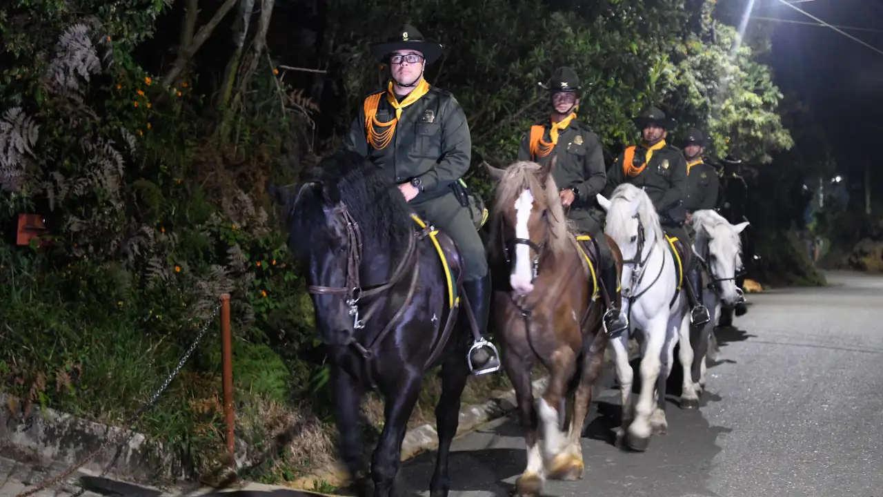 Policía realiza patrullajes nocturnos en Santa Elena