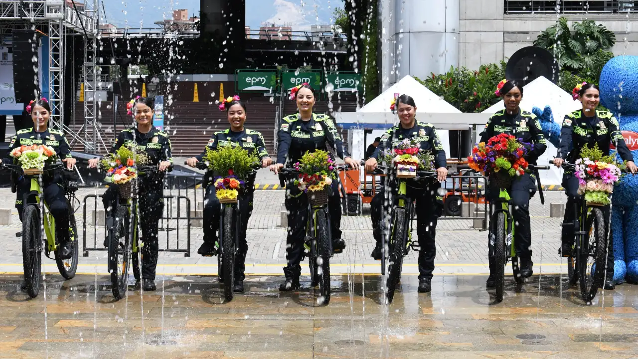 Policía acompaña los eventos de la Feria de las Flores 2024 programados para este sábado, 3 de agosto