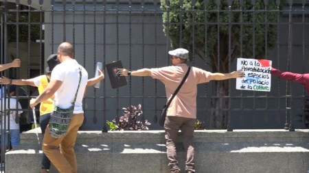 Artistas y gestores culturales se citaron para abrazar el Instituto de Cultura y Patrimonio de Antioquia