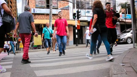 Bello se une al Día Mundial del Peatón con actividades para promover la seguridad vial Bello se une al Día Mundial del Peatón con actividades para promover la seguridad vial