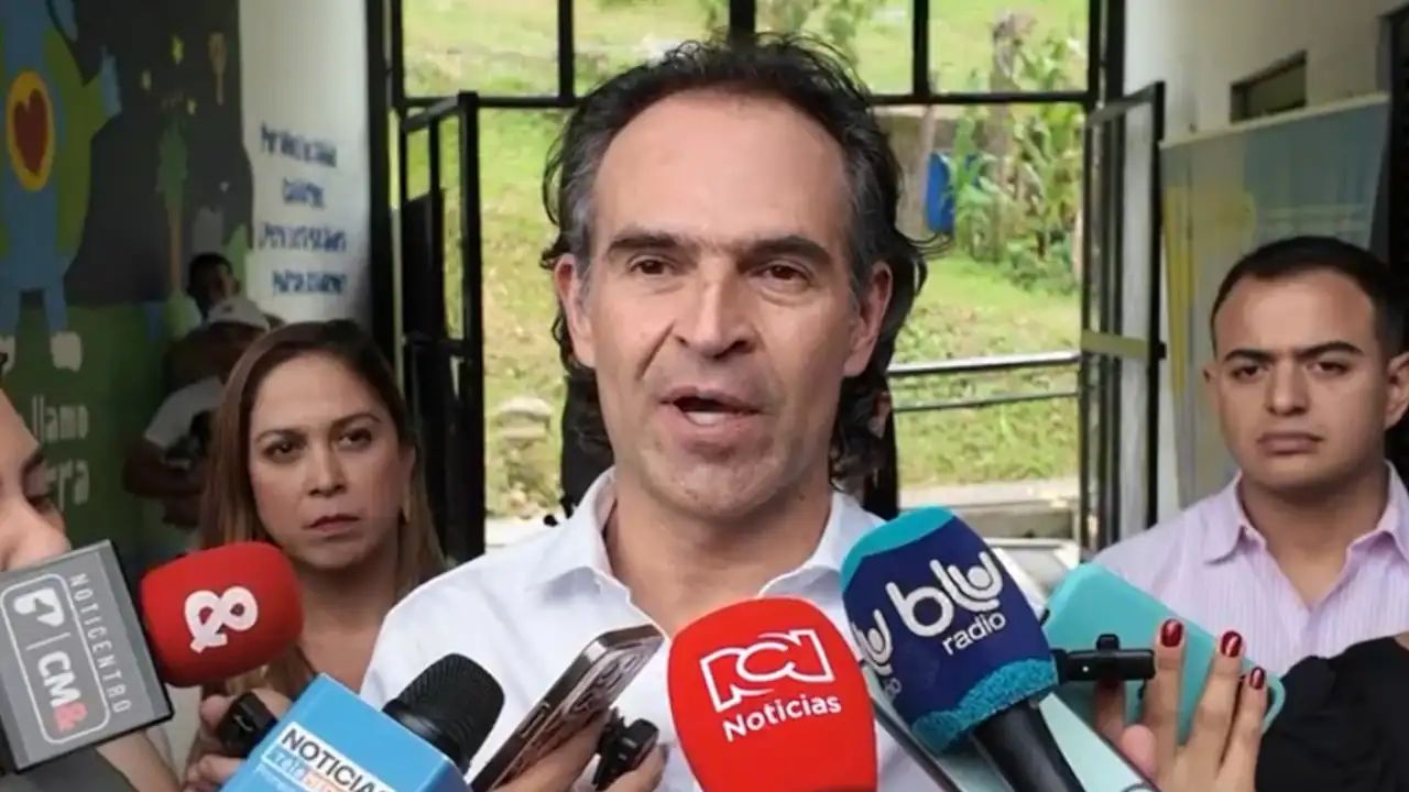 “No nos van a callar”, Federico Gutiérrez alerta sobre la reducción de su esquema de seguridad