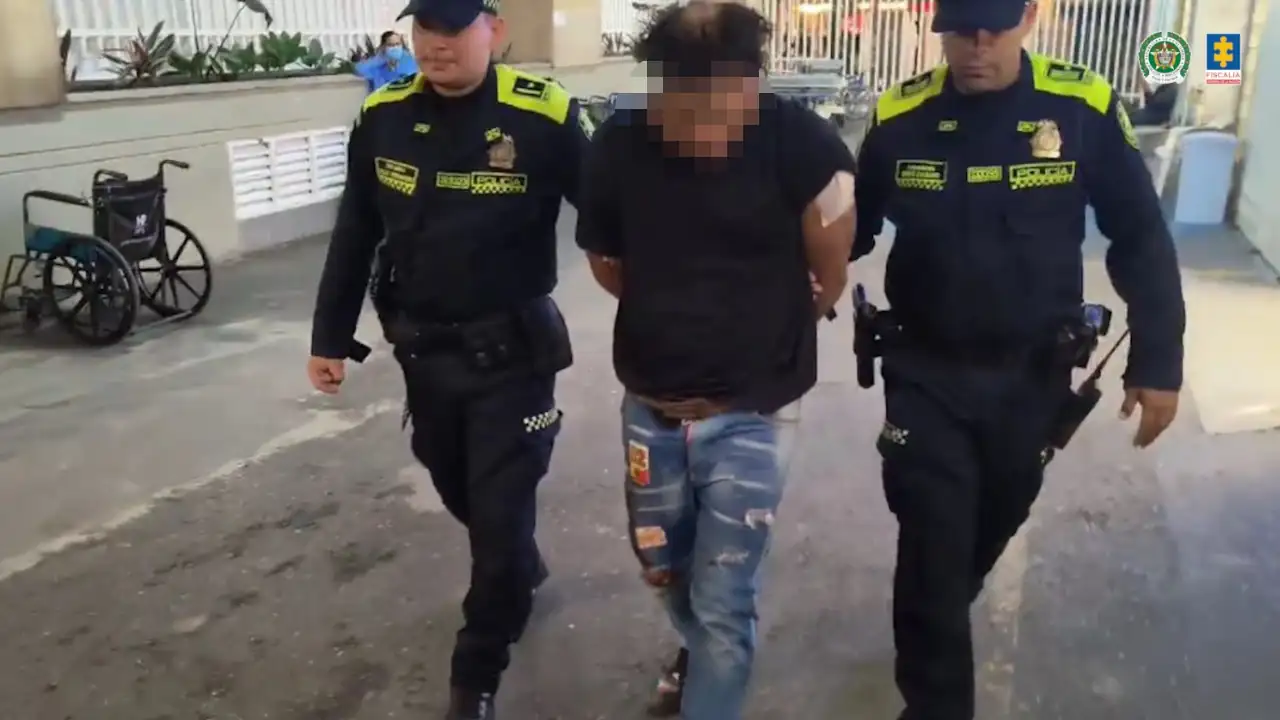 Hombre que casi linchan en el centro de Medellín fue enviado a la cárcel por presuntamente abusar de siete mujeres