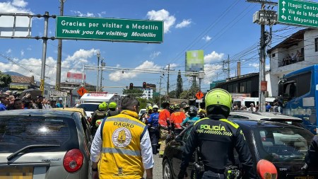 Video| Presunto ladrón manejaba la tractomula que ocasionó accidente múltiple en Itagüí accidente-itagui-medellin-hoy