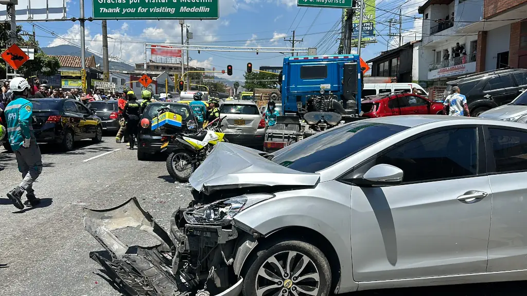 accidente-multiple-itagui-medellin-hoy