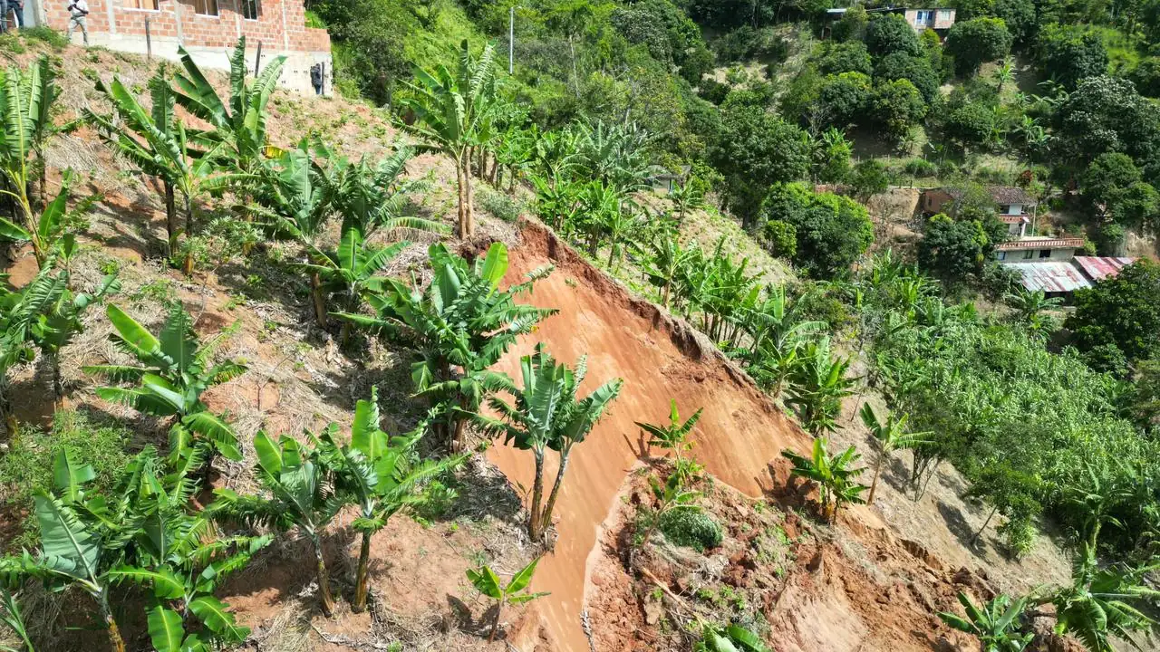 derrumbe-barbosa-familias-damnificadas2