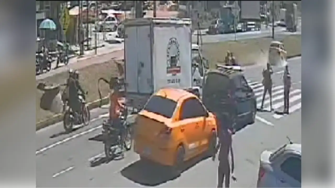 menor-de-edad-fallece-atropellado-taxi-marinilla1