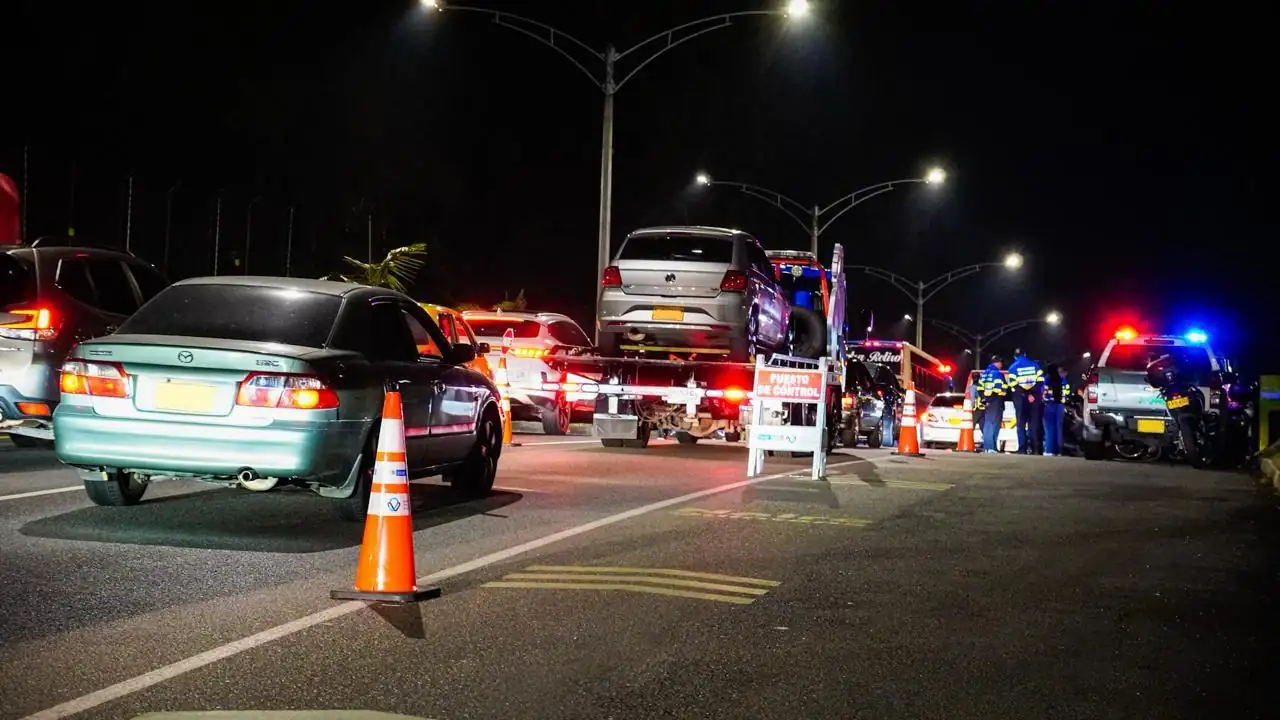 En Envigado también intervinieron Las Palmas: en controles de movilidad se impusieron 272 comparendos operativos-piques-ilegales-laspalmas-envigado
