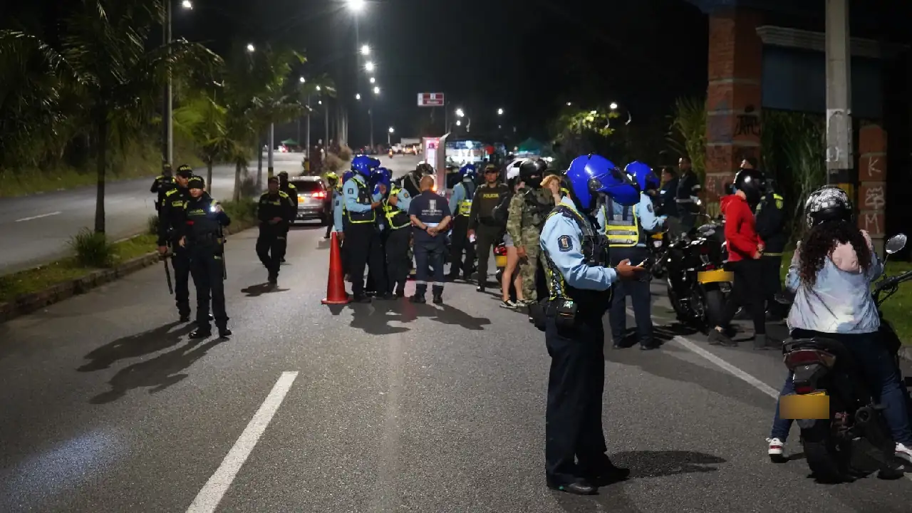 operativos-piques-ilegales-las palmas-medellin