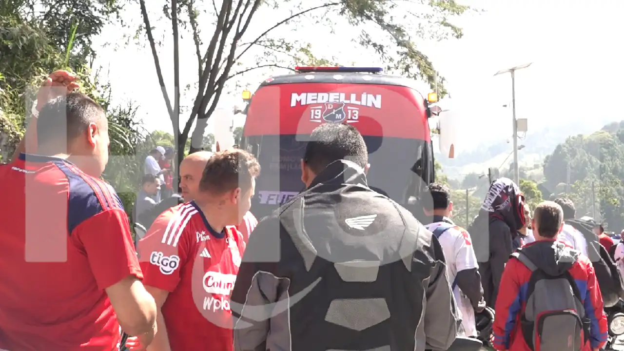 viaje-hinchas-medellin-pereira-sudamericana12