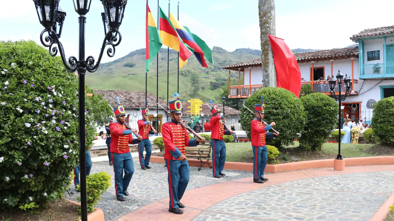 Concepción rinde homenaje al General José María Córdova en su 225° aniversario