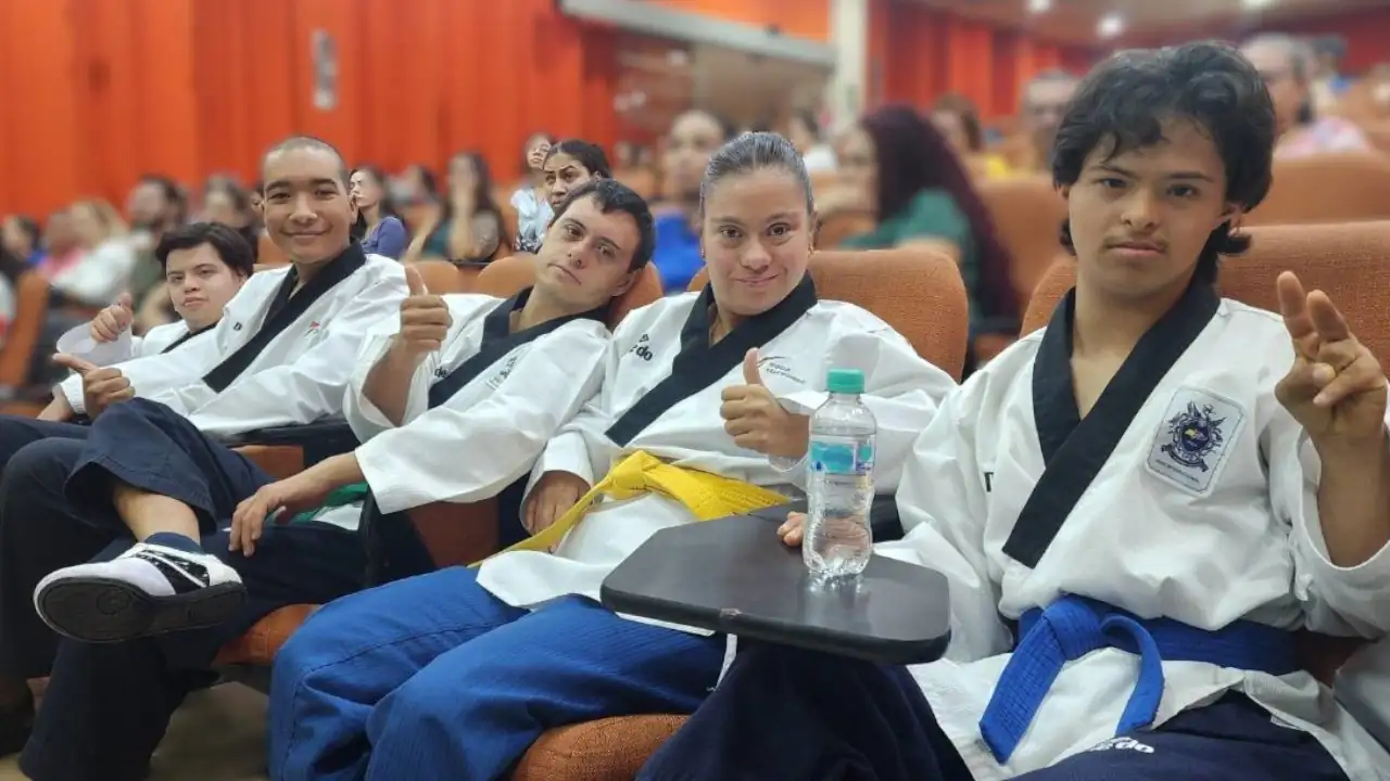 Politécnico Jaime Isaza Cadavid amplía 100 cupos para el Semillero de Investigación en Discapacidad