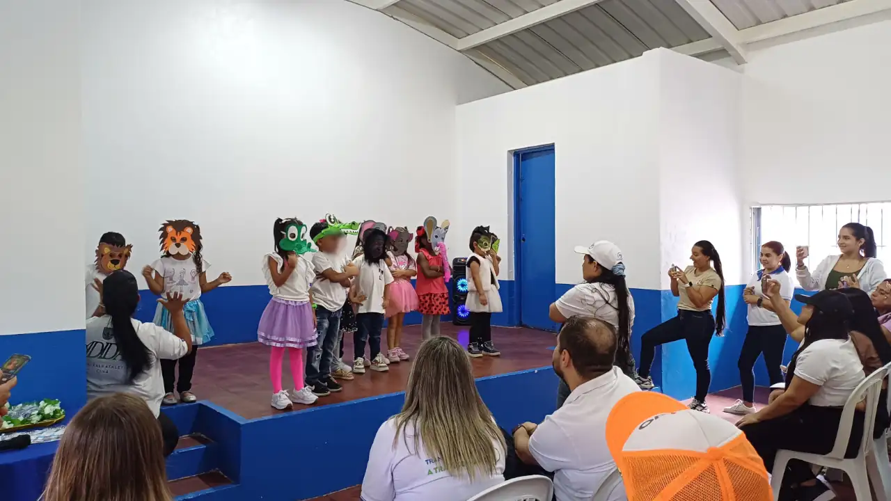 comedor-infantil-pan-miraflores-medellin2