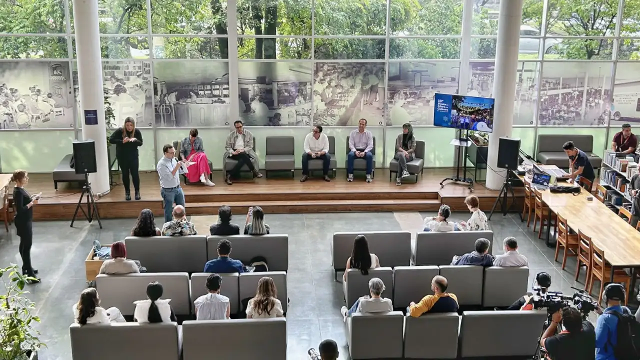 ¡Prográmese! Este viernes 6 de septiembre, inicia la 18° Fiesta del Libro y la Cultura de Medellín 1 fiesta del libro1