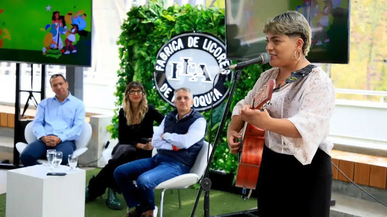 ¡Atención! Oportunidad para músicos antioqueños: La FLA y Descomunal buscan talentos ¡Atención! Oportunidad para músicos antioqueños: La FLA y Descomunal buscan talentos
