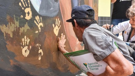 En San Carlos entregaron títulos a 39 familias víctimas de conflicto