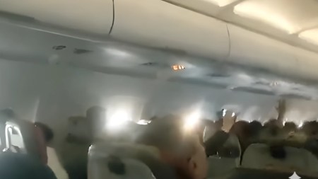 Video| «Toma el control Padre Santo»: pasajeros de vuelo a Barranquilla volvieron a sufrir pánico por tormenta turbulencia avion