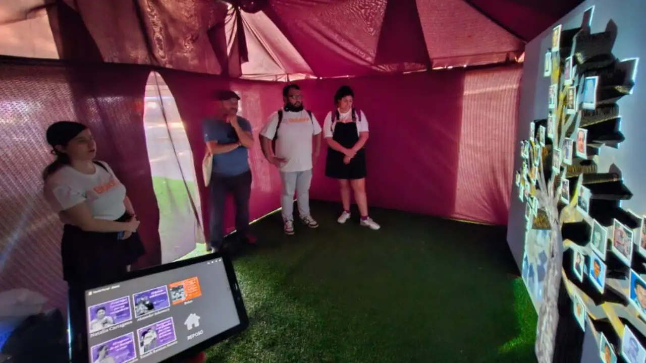 ubpd-presenta-fiestalibrocultura-medellin-stand1