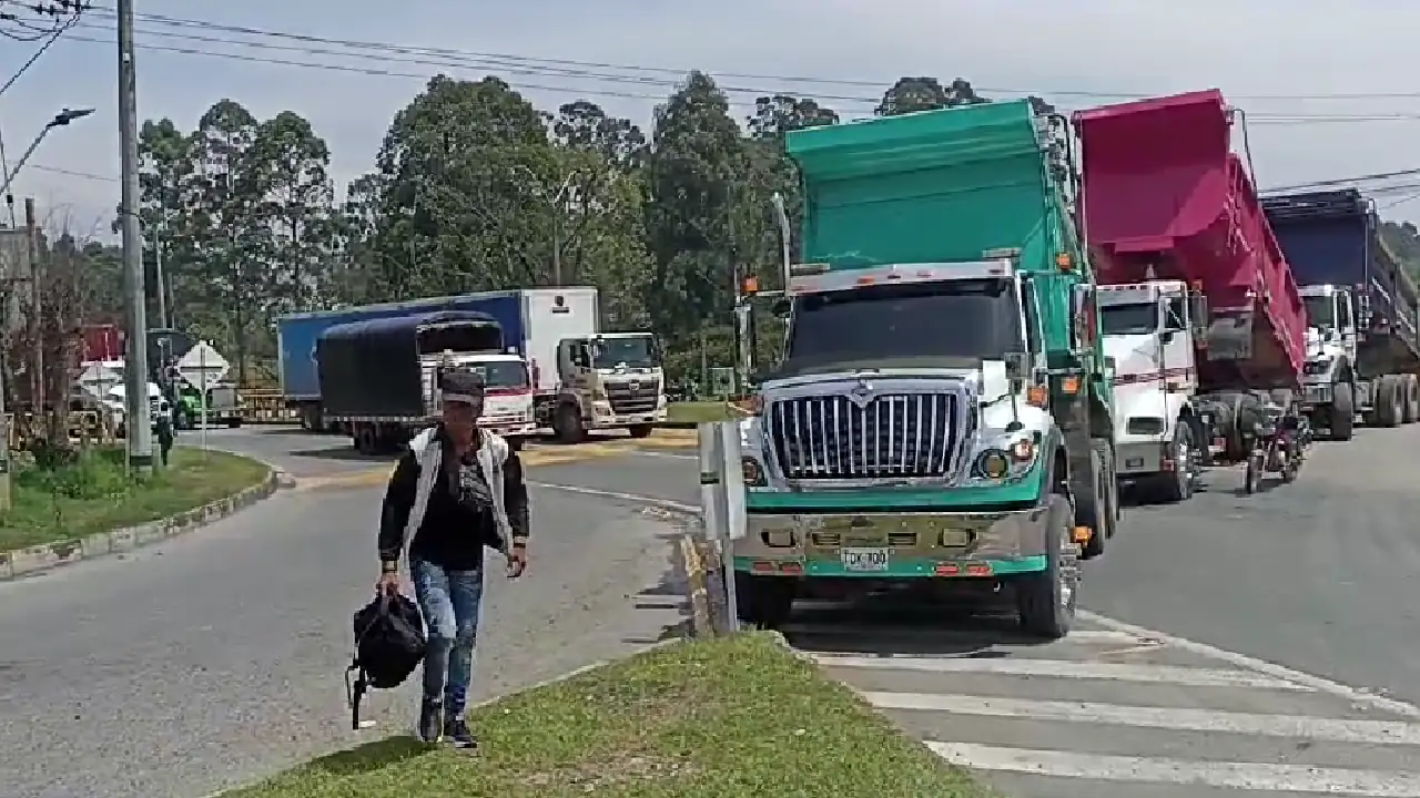 vias-paro-cerradas-movilizacion-antioquia-lacejaglorieta
