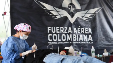 Fuerza Aérea Colombiana brindó atención médica gratuita a habitantes de Rionegro Fuerza Aérea Colombiana brindó atención médica gratuita a habitantes de Rionegro