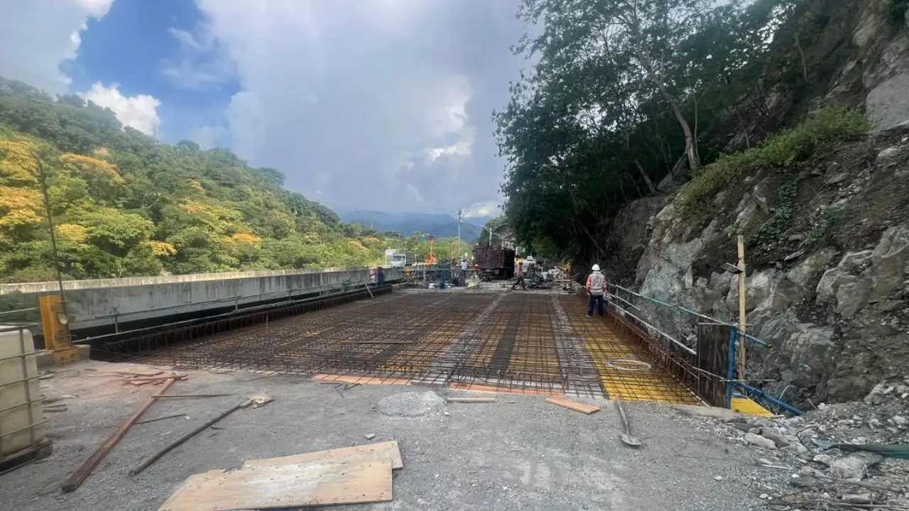 Así va la reparación del puente El Sapo en la vía Santa Fe de Antioquia - San Jerónimo