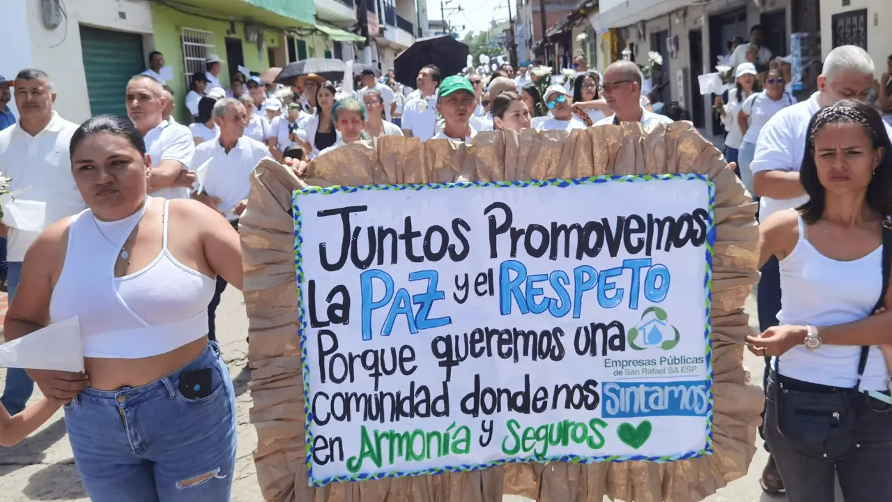 Habitantes de San Rafael se movilizan en apoyo al alcalde tras nuevas amenazas